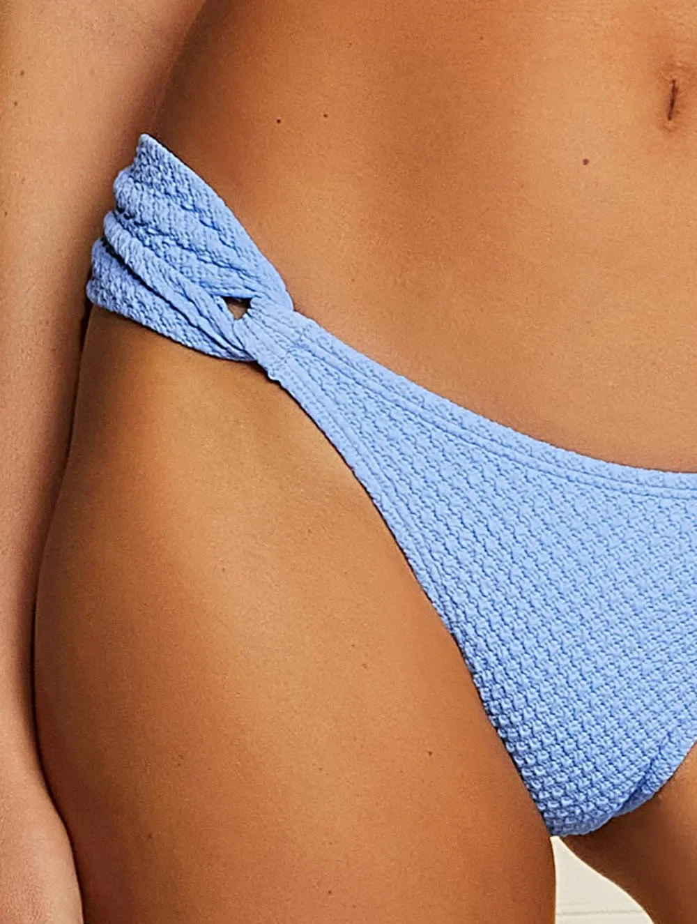 Biquíni Meia Taça + Tanga Lateral Média Palm - Cia Marítima