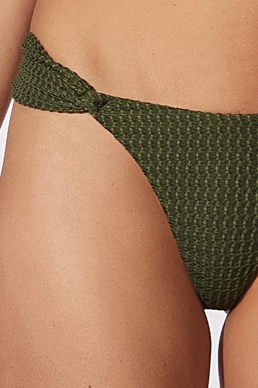 Biquíni Top Meia Taça + Tanga Lateral Média Olive - Cia Marítima
