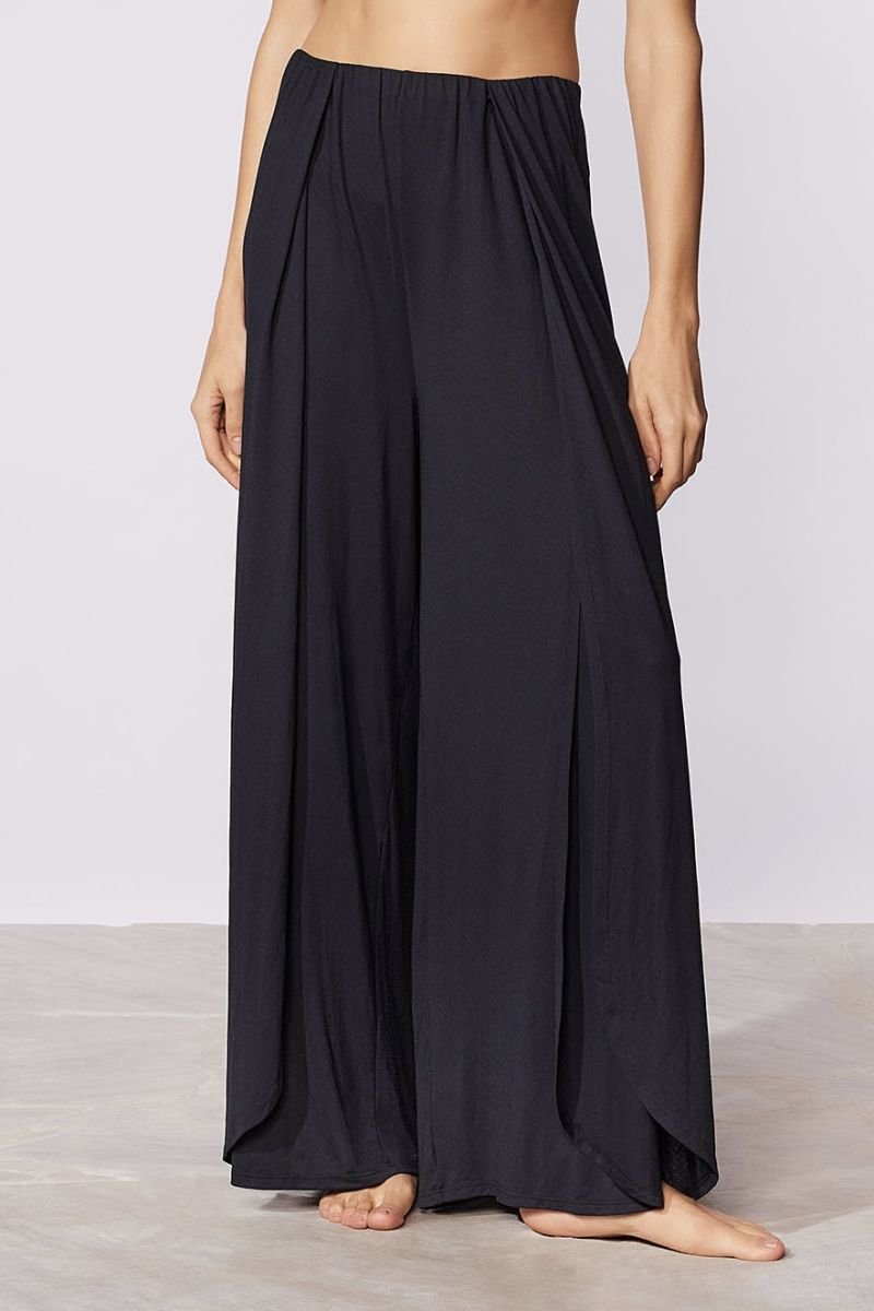 Calça Pantalona Lisa Lune - Cia Marítima - Preto