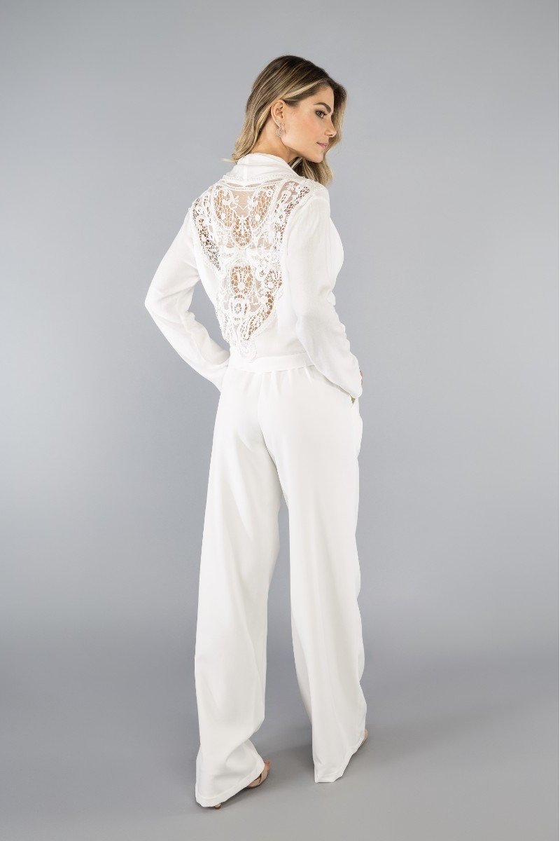 Camisa estilo Blusa com Aplicação nas Costas - Belles