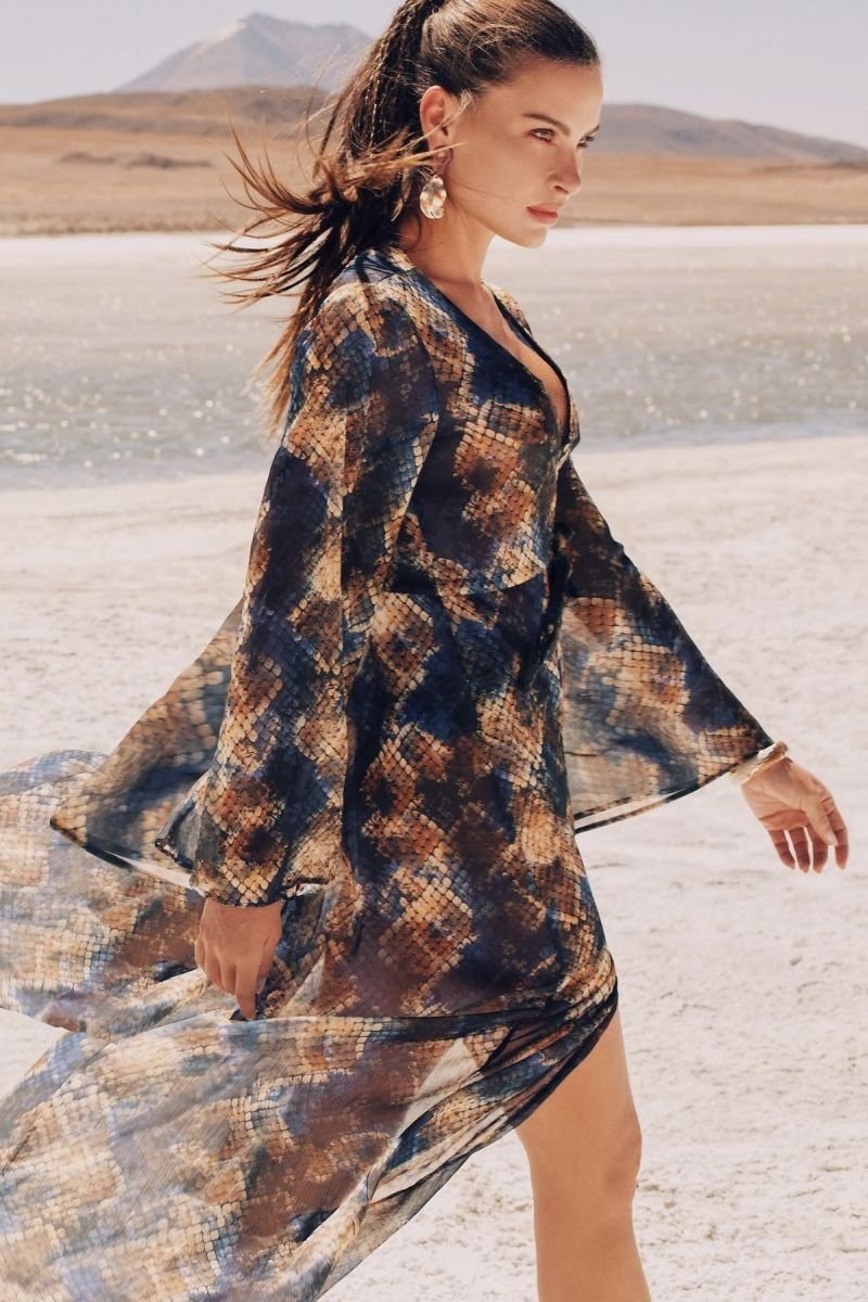 Kaftan Vestido luxo transparência pele futurista - Aquária