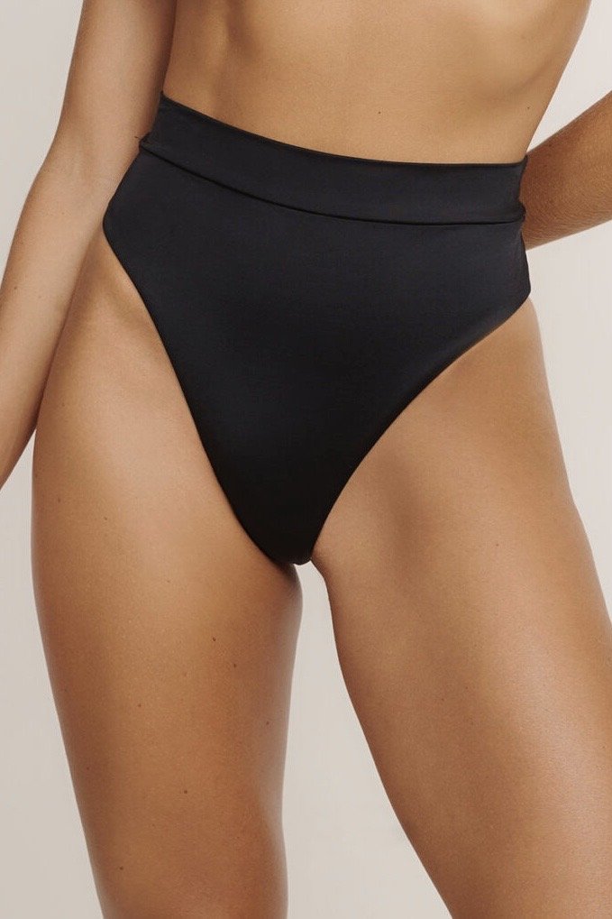 Tanga Calcinha Hot Pant Cavada Classic - Belles - Preto