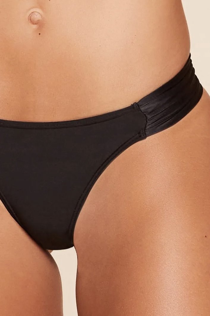 Tanga Lateral Média Franzida Lisos Básicos - Água Doce
