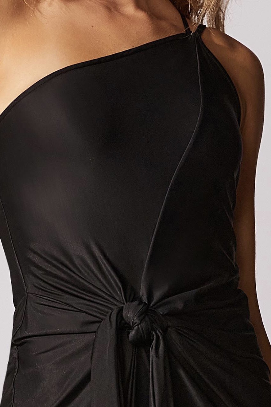 Vestido Curto Liso Noir - Cia Marítima